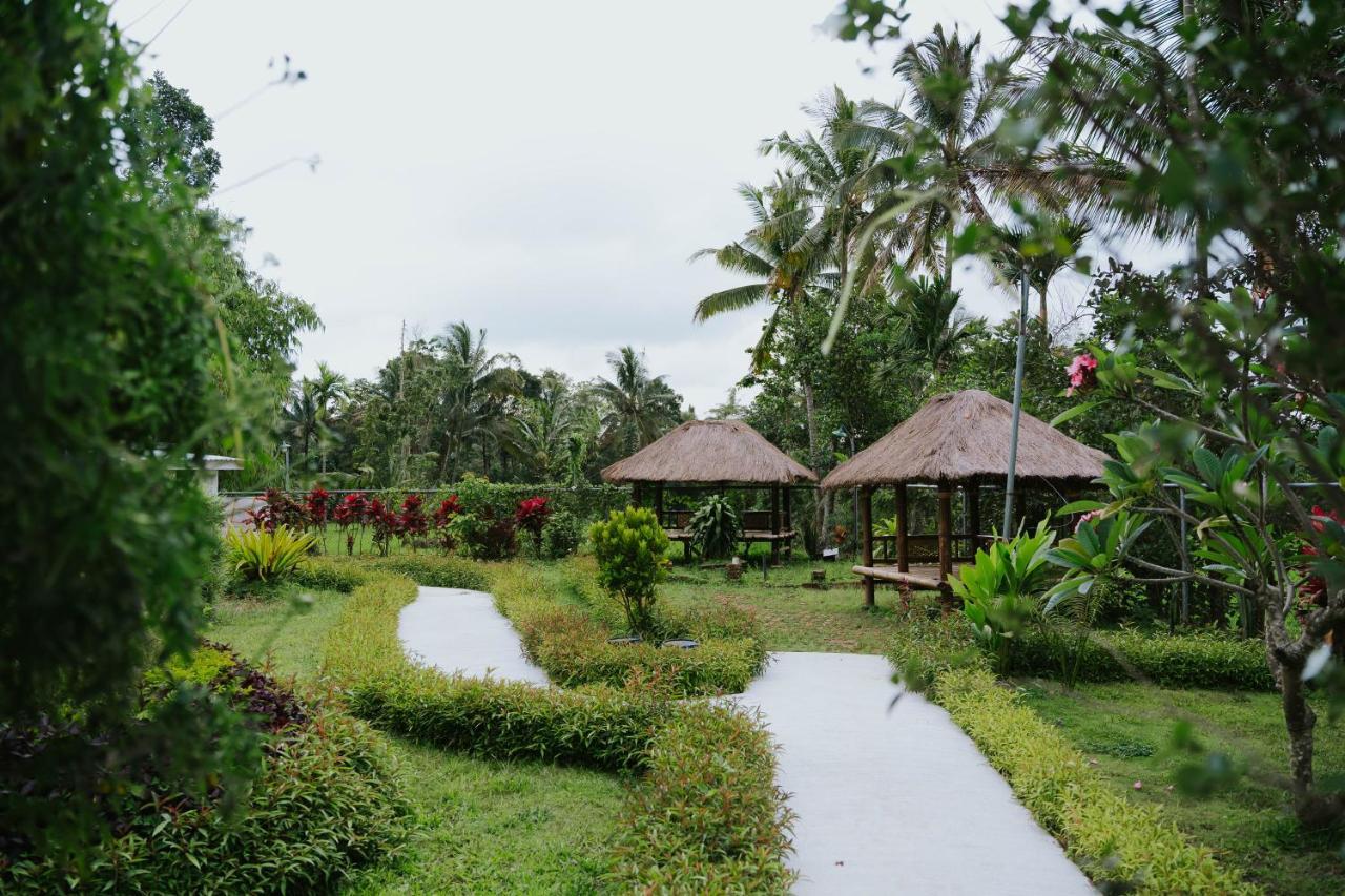 Nirvana Hotel Tetebatu